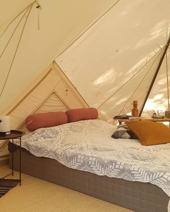 Hos Molsgaarden Bed & Breakfast Knebel Екстериор снимка
